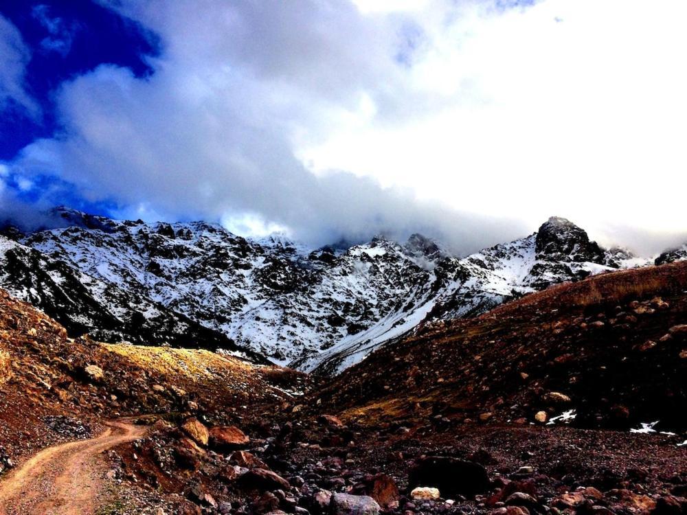 Gite Entre Les Vallees Tacheddirt Εξωτερικό φωτογραφία